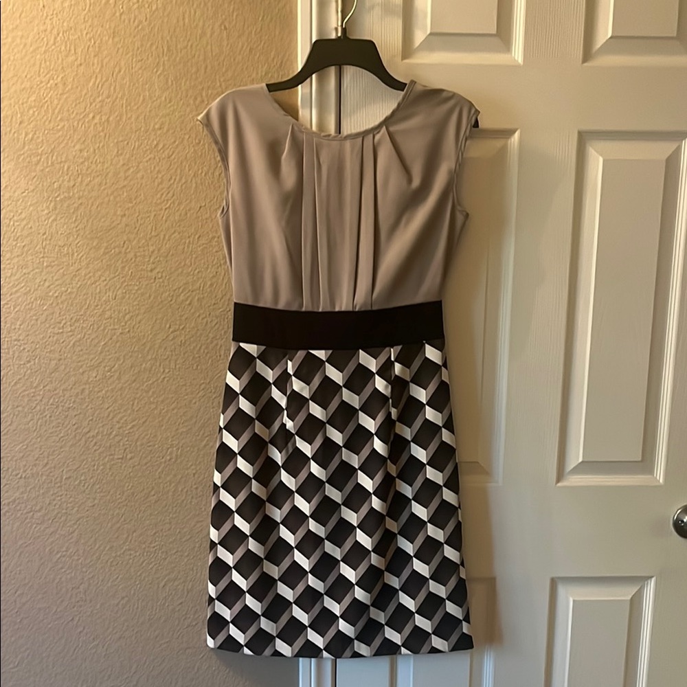 AB Studio Geometric Patterned Dress
